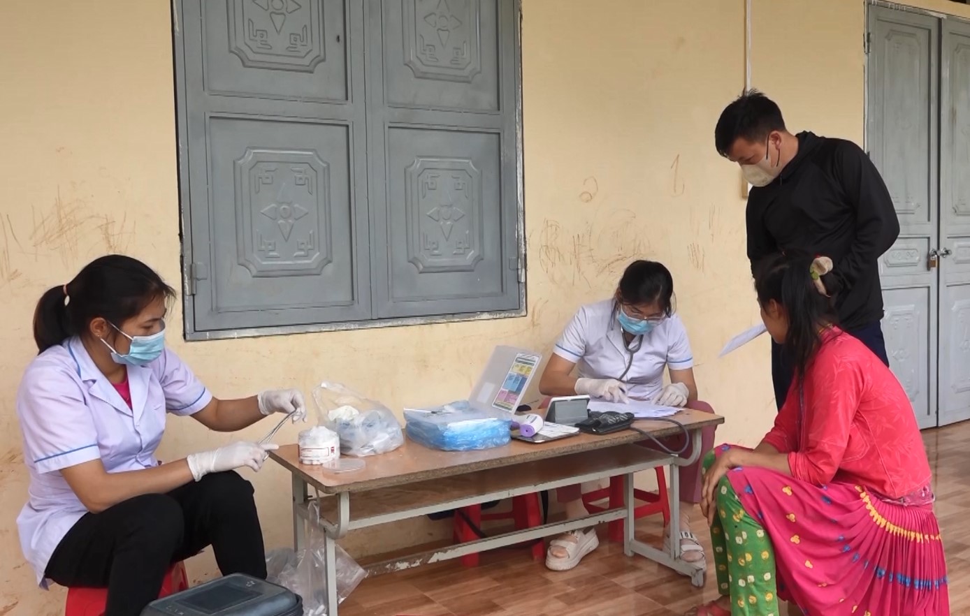 Mèo Vạc: Xã Khâu Vai tăng cường tiêm vắc xin phòng bệnh bạch hầu