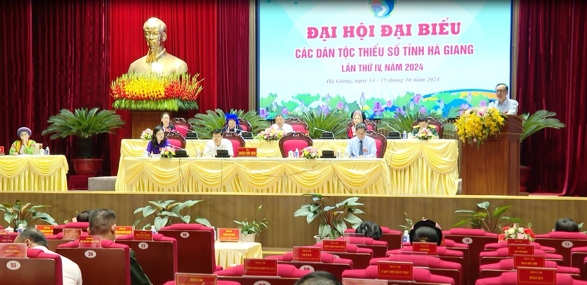 Phiên trù bị Đại hội đại biểu các dân tộc thiểu số lần thứ IV