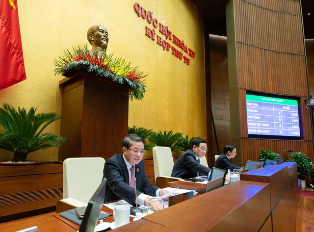 Quốc hội thông qua tăng lương cơ sở lên 1,8 triệu đồng/tháng từ 1/7/2023