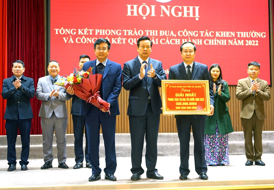 Hội nghị Tổng kết phong trào thi đua, công tác khen thưởng năm 2022