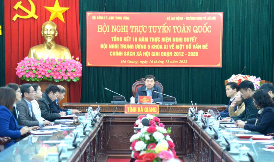 Tổng kết 10 năm thực hiện Nghị quyết T.Ư 5 về chính sách xã hội