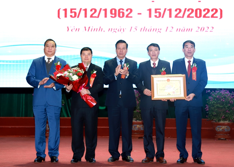 Lễ Kỷ niệm 60 năm ngày thành lập huyện Yên Minh