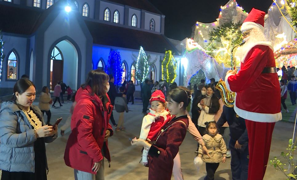 Ghi nhận đêm giáng sinh tại nhà thờ Thành Tâm