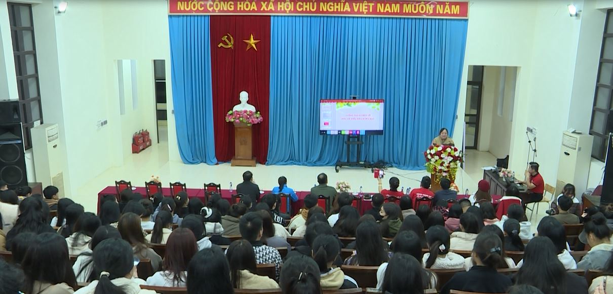 Câu lạc bộ Ngân hàng máu sống Hà Giang tổ chức tuyên truyền tìm hiểu về hiến máu nhân đạo