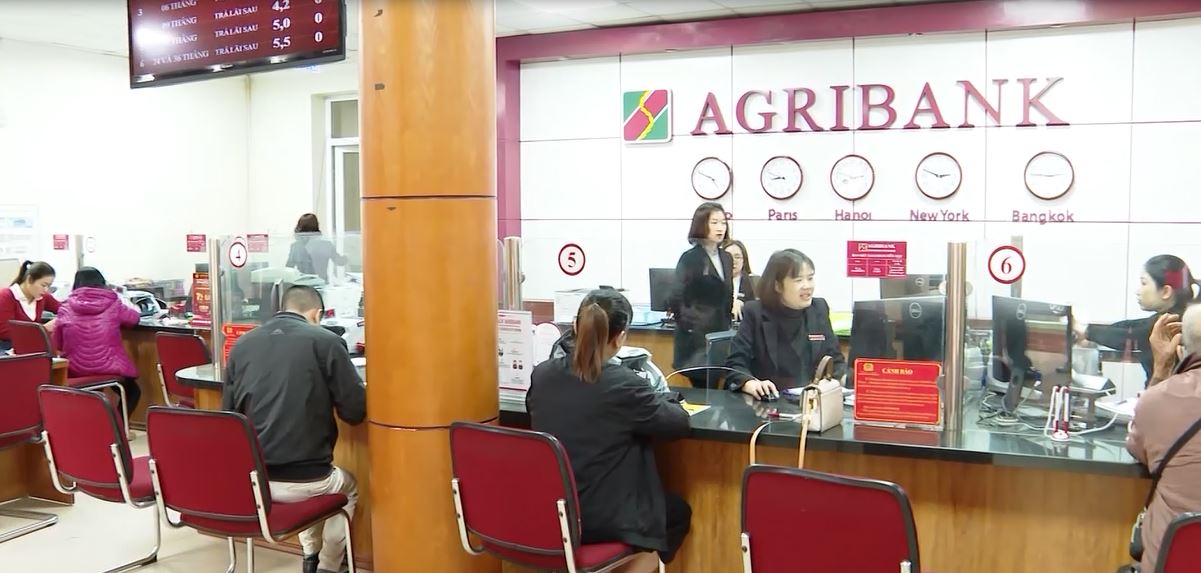 Ngừng giao dịch trực tuyến với khách hàng chưa thực hiện sinh trắc học từ 1/1/2025