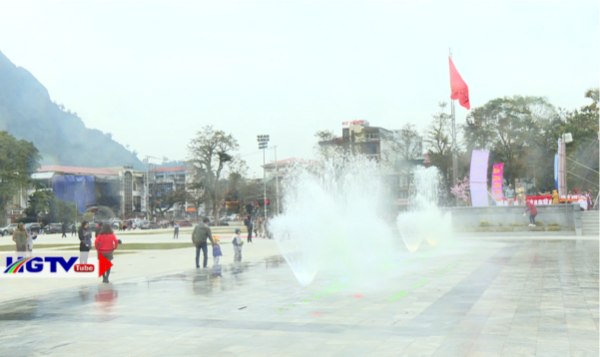 Hà Giang đón những vị khách du lịch đầu tiên năm 2021 - Ngày 15/1/2021