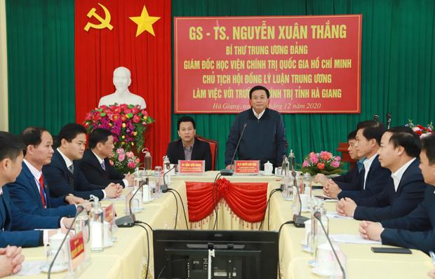 Bí thư TƯ Đảng, Giám đốc Học viện Chính trị Quốc gia Hồ Chí Minh Nguyễn Xuân Thắng làm việc với trường Chính trị tỉnh – Ngày 26/12/2020