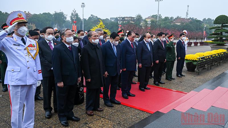 Lãnh đạo Đảng, Nhà nước vào Lăng viếng Chủ tịch Hồ Chí Minh