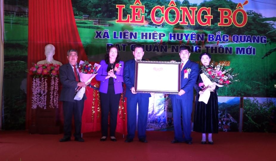 Lễ công bố xã Liên Hiệp, huyện Bắc Quang đạt chuẩn nông thôn mới