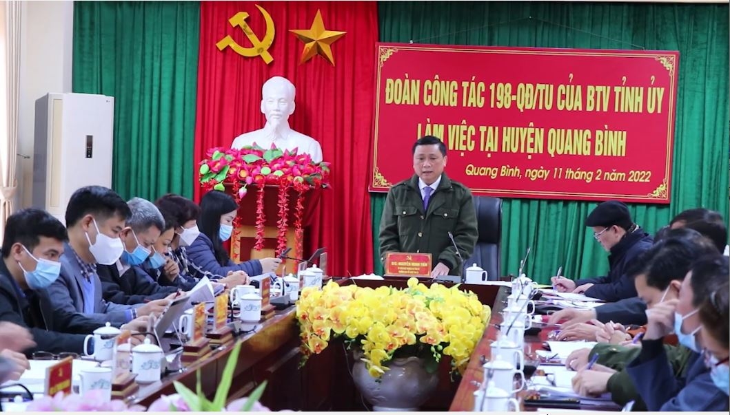 Đoàn công tác 198 BTV tỉnh ủy làm việc tại huyện Quang Bình