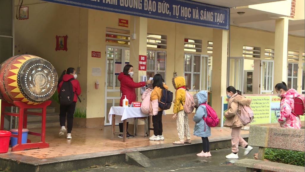 Ngày đi học đầu tiên sau kỳ nghỉ Tết tại các trường học ở TP Hà Giang