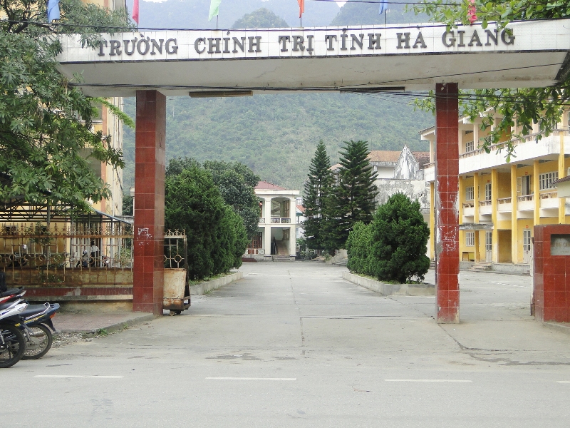 Thường trực UBND làm việc về tiến độ triển khai dự án Khu đô thị Hà Phương và khu vực Trường chính trị tỉnh cũ