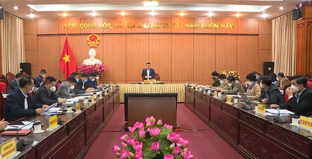 UBND tỉnh họp về tiến độ triển khai Chương trình MTQG phát triển KT - XH vùng đồng bào DTTS và miền núi trên địa bàn