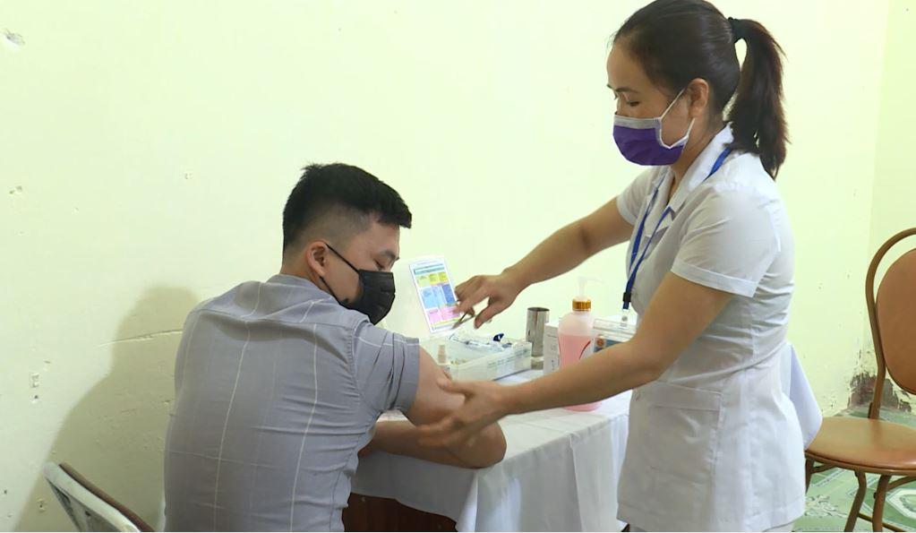Vị Xuyên: Tiêm vaccine Covid-19 đợt 1