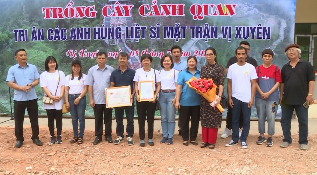 Lễ phát động trồng cây cảnh quan Tri ân các anh hùng liệt sỹ Mặt trận Vị Xuyên