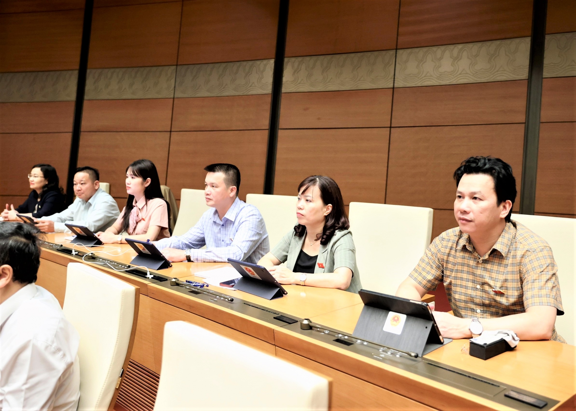Đoàn ĐBQH Hà Giang chất vấn Thống đốc Ngân hàng Nhà nước