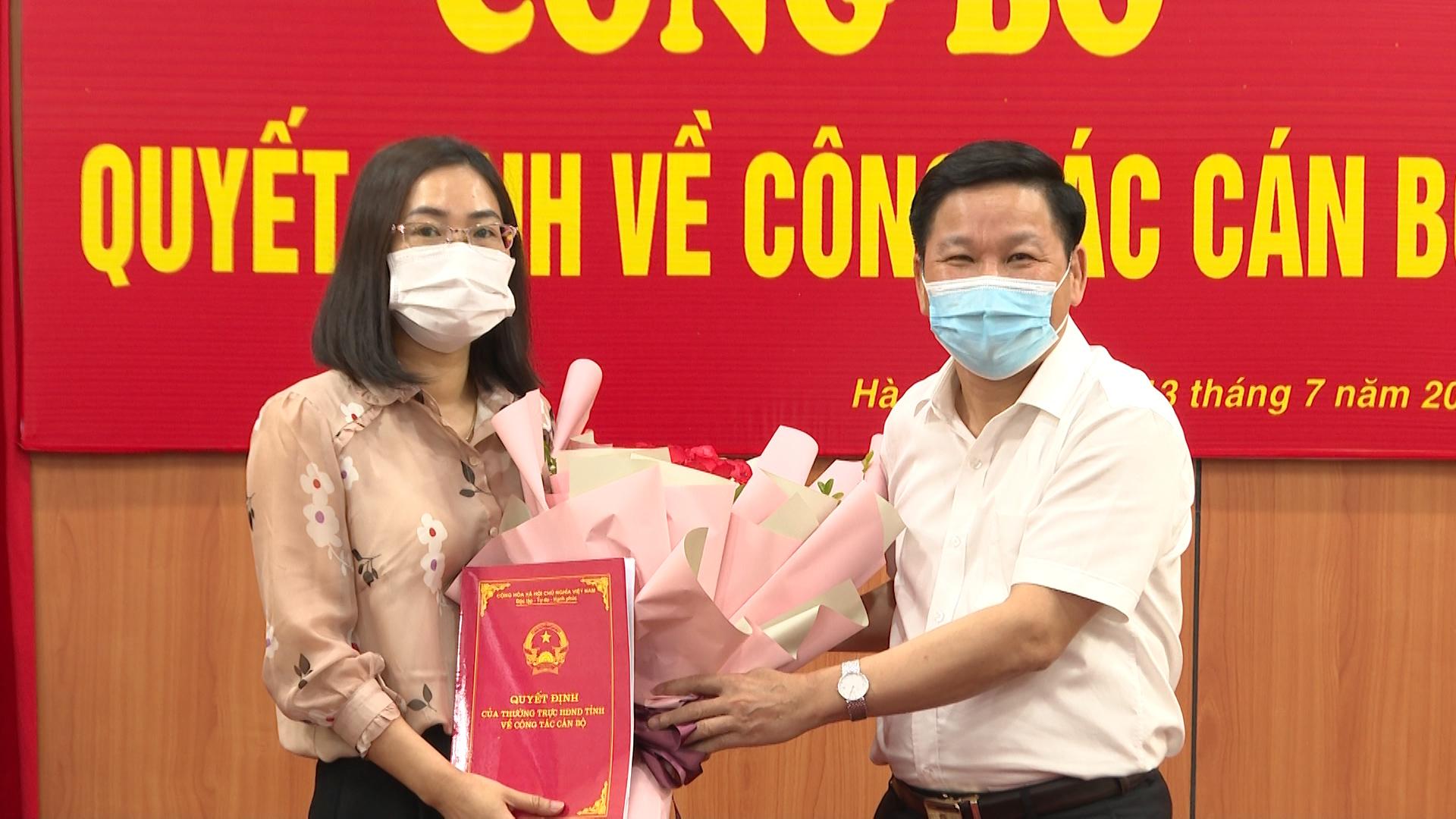 HĐND tỉnh công bố quyết định về công tác cán bộ