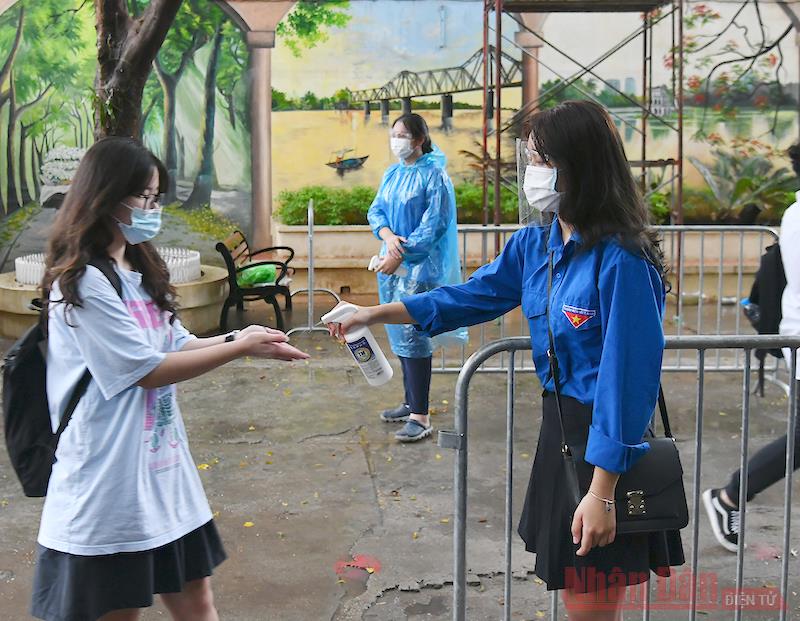 Gần 12.000 thí sinh đăng ký thi tốt nghiệp đợt 2