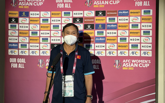 HLV Mai Đức Chung: "ĐT nữ Việt Nam sẽ không bỏ cuộc"