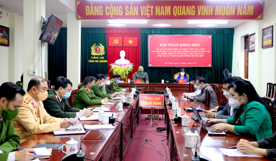 Hội thảo xây dựng dự án Luật Lực lượng tham gia bảo vệ ANTT ở cơ sở và Luật Trật tự, ATGT đường bộ