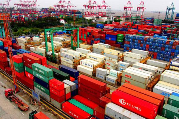 Kinh tế toàn cầu 2021: "Đã thấy ánh sáng cuối đường hầm"
