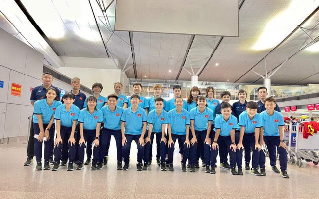 ĐT nữ futsal Việt Nam lên đường sang Bahrain tập huấn
