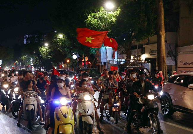 Bảo đảm an toàn giao thông trước và sau trận chung kết bóng đá nam SEA Games 31