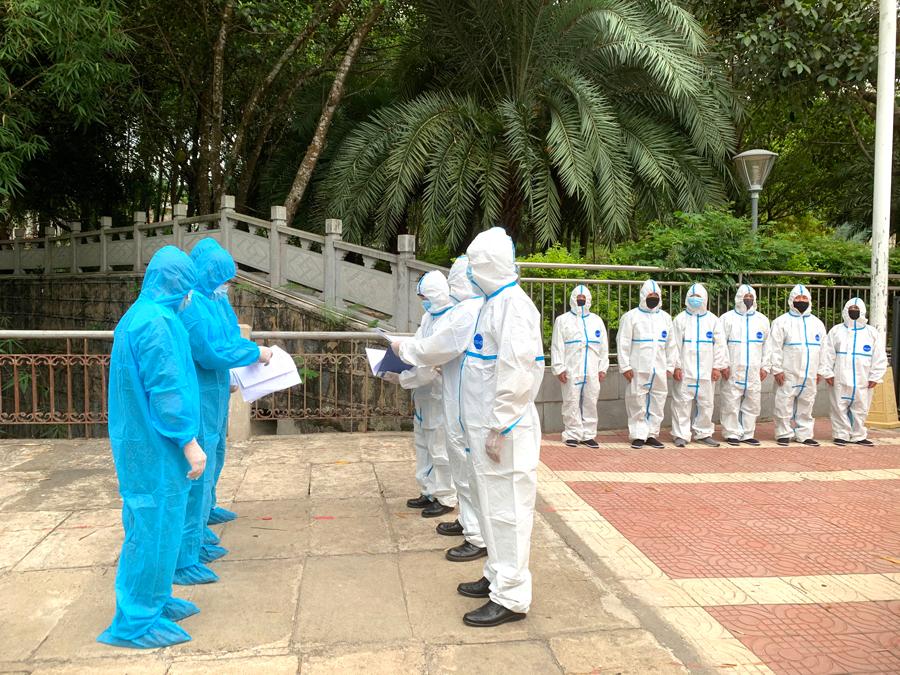 Đồn Biên phòng Cửa khẩu Quốc tế Thanh Thủy tiếp nhận 6 công dân do Trung Quốc trao trả