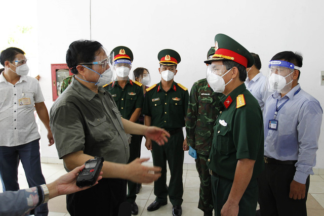Thủ tướng kiểm tra công tác phòng chống dịch ở TP Hồ Chí Minh: Tranh thủ "thời gian vàng" để kiểm soát dịch bệnh nhanh nhất có thể