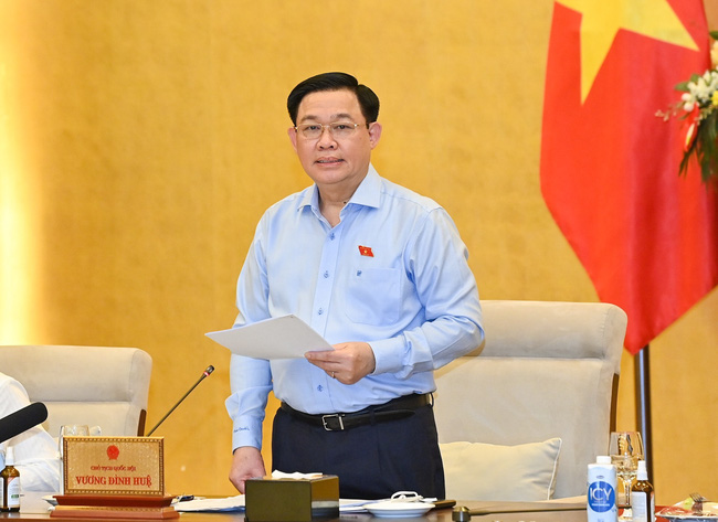 Hai phiên họp khẩn của Chủ tịch Quốc hội và những nghị quyết chưa có tiền lệ