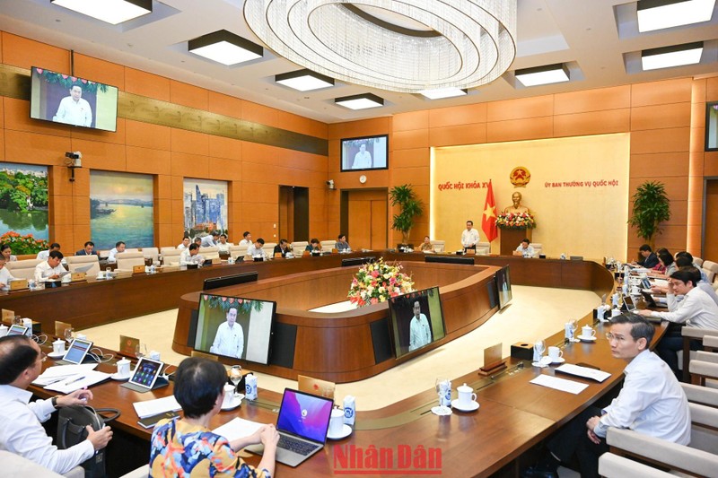 Ủy ban Thường vụ Quốc hội cho ý kiến việc tiếp thu, chỉnh lý 2 dự thảo luật