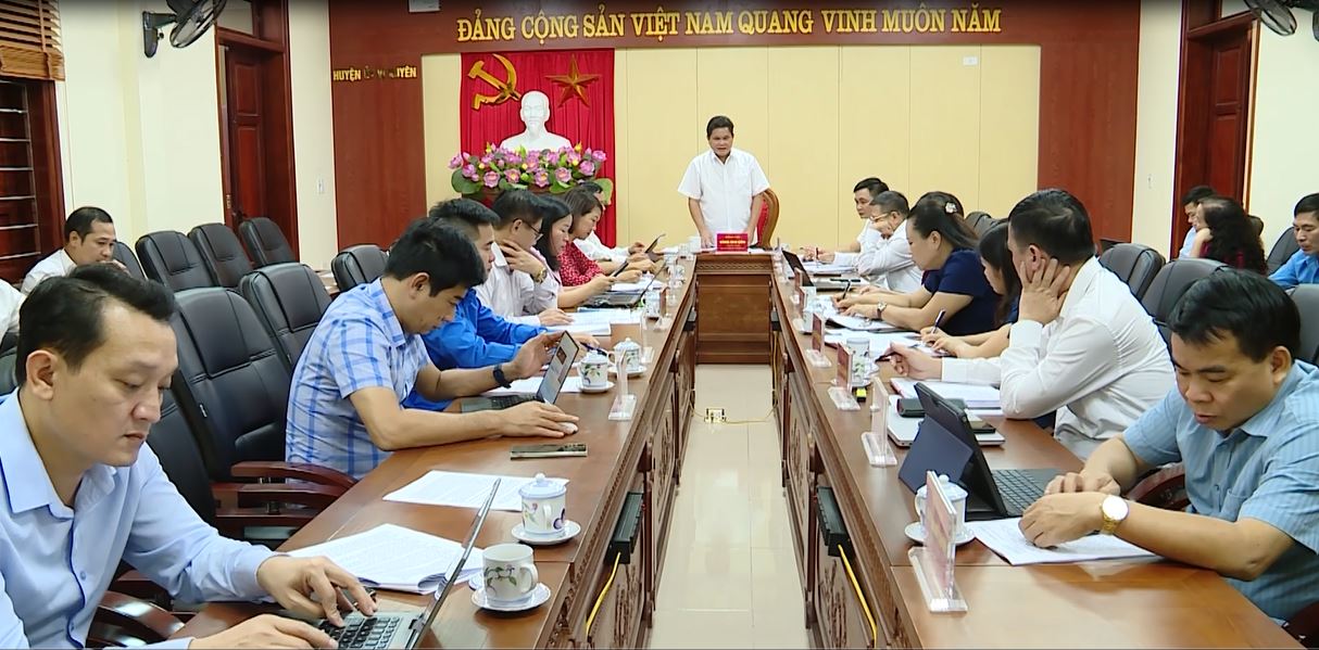 Đoàn công tác của Tỉnh ủy làm việc với BTV Huyện ủy Vị Xuyên