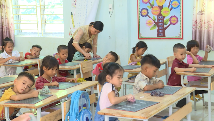 Tích cực triển khai chương trình giáo dục phổ thông mới - Ngày 13/9/2021