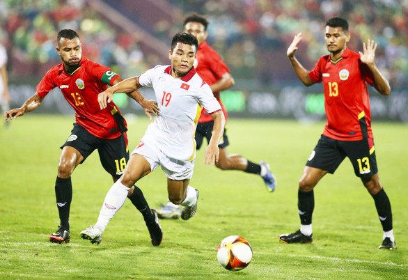 Thắng 2-0 U23 Timor Leste, U23 Việt Nam chính thức bước vào bán kết với ngôi đầu bảng